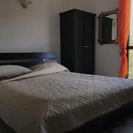 Apartment Casa Vacanza A -ca' D'eze *