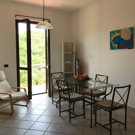 Casa Vacanza A -ca' D'eze Calice Ligure