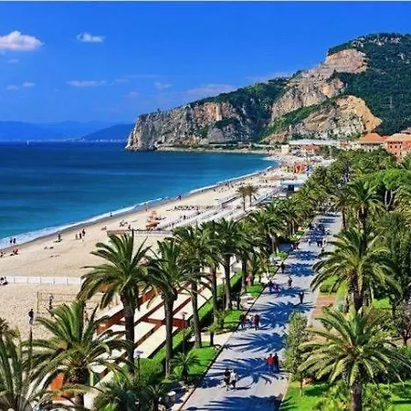 Casa Vacanza A -ca' D'eze *