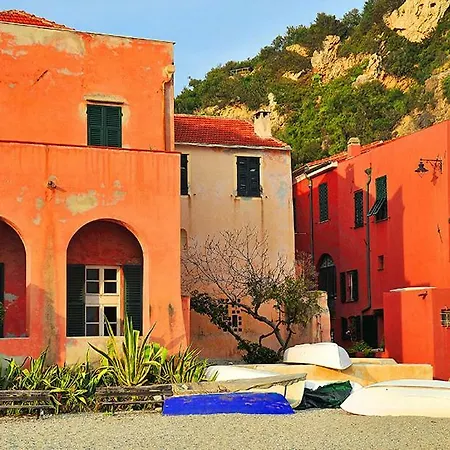 Casa Vacanza A -ca' D'eze *
